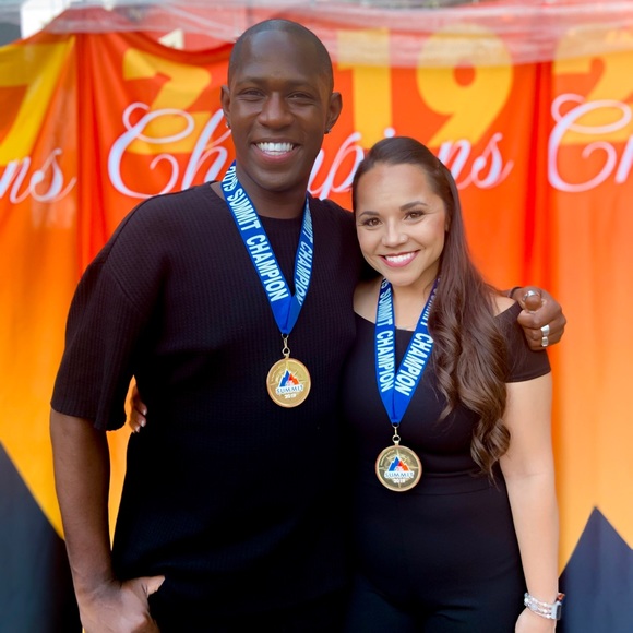 ABOUT ME - Picture 8 of 8